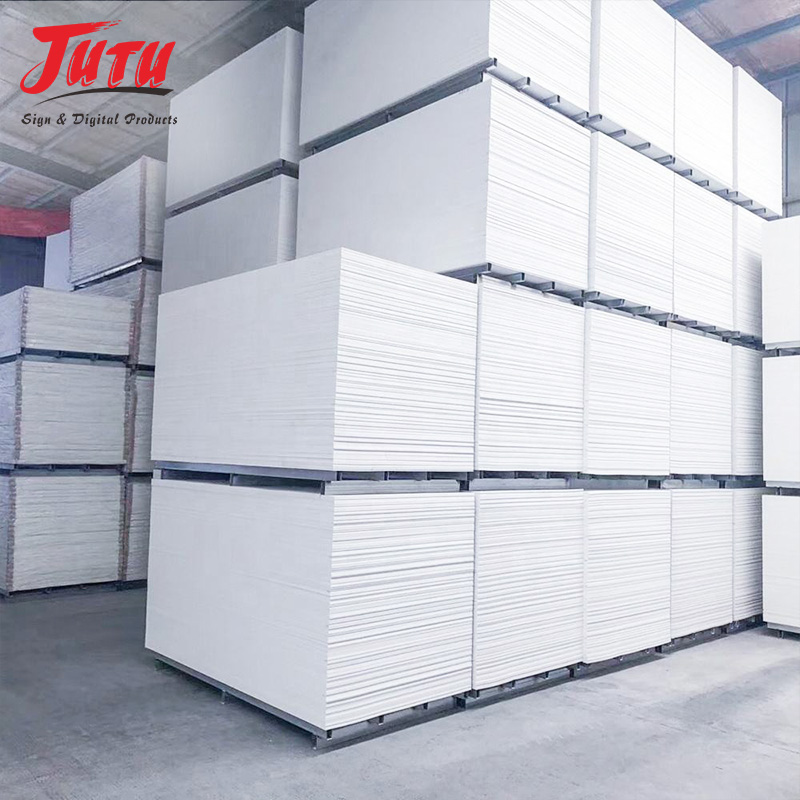 Scheda di schiuma rigida